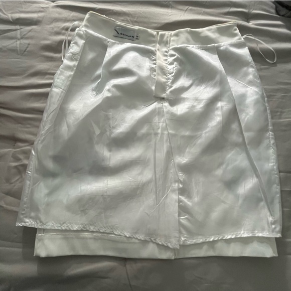 Renuar White Floral Skirt Size 38 (4-6) - Picture 6 of 9